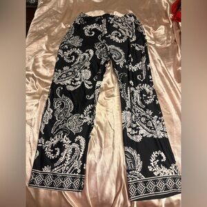 Wide leg pants
